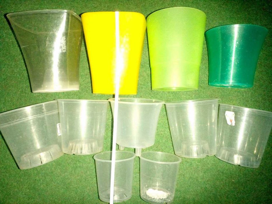 Вазони різні та драбинки для квітів продам або обміняю. Не пересилаю