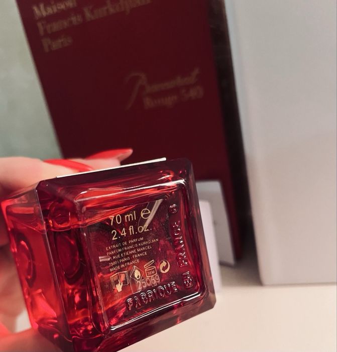 Парфюм Maison Francis Kurkdjian Baccarat Rouge 540 Extrait de Parfum
