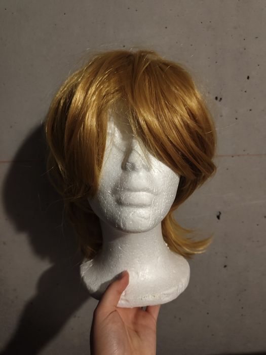 Peruka blond krótka