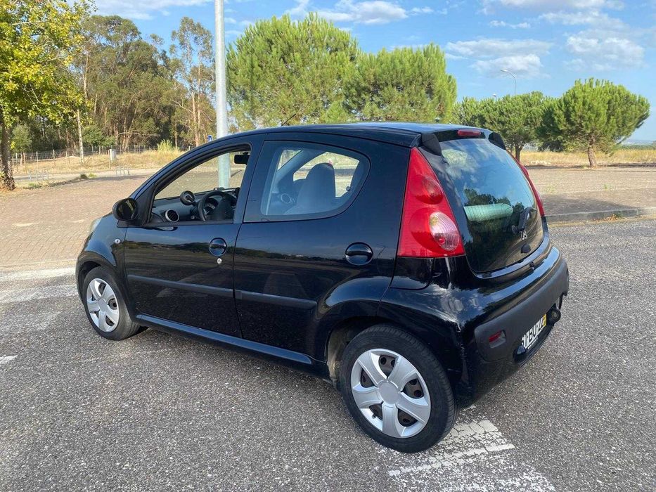 Peugeot 107 1.0 Trendy foto 3