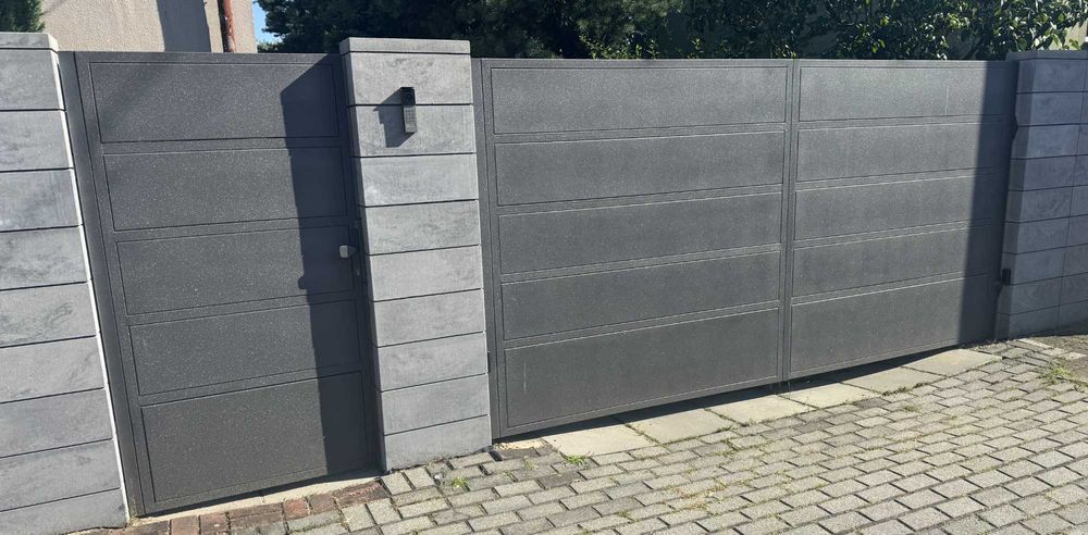 BRAMA PRZESUWNA PEŁNA 4499, ocynkowana malowana proszkowo - PREMIUM