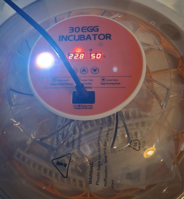 Nowy automatyczny inkubator na 30 dużych jaj
