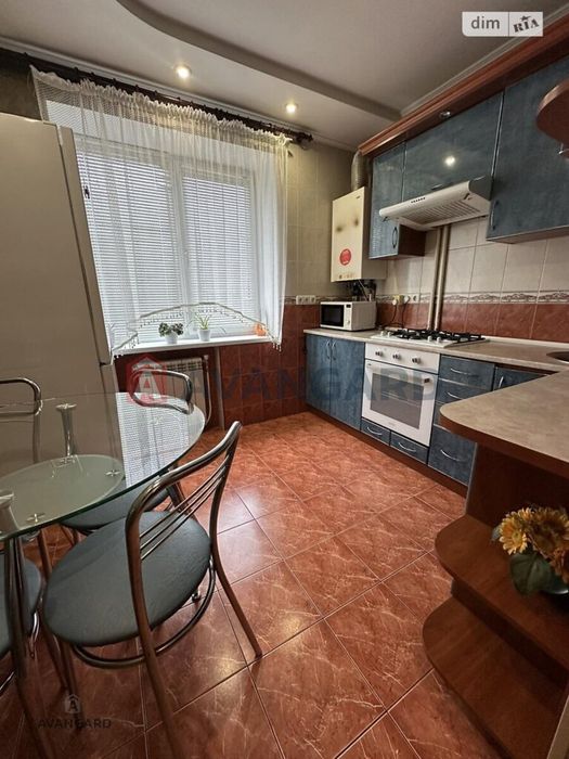 Двокімнатна квартира на Замостянській