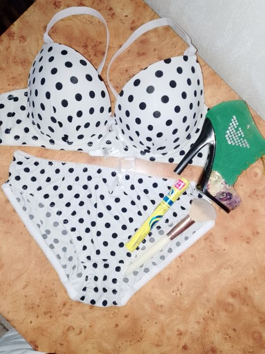 Купальник розмір С 90