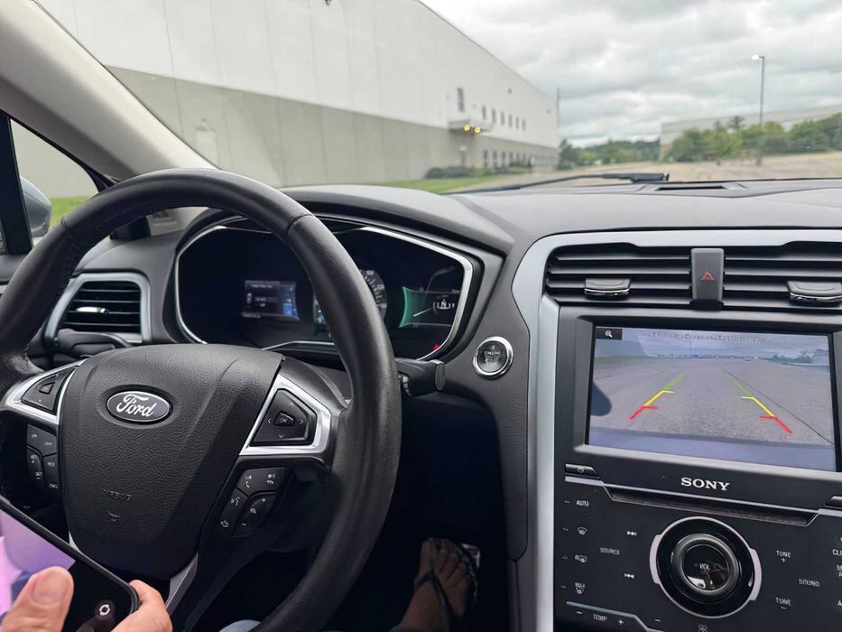 Ford Fusion Titanium      2014