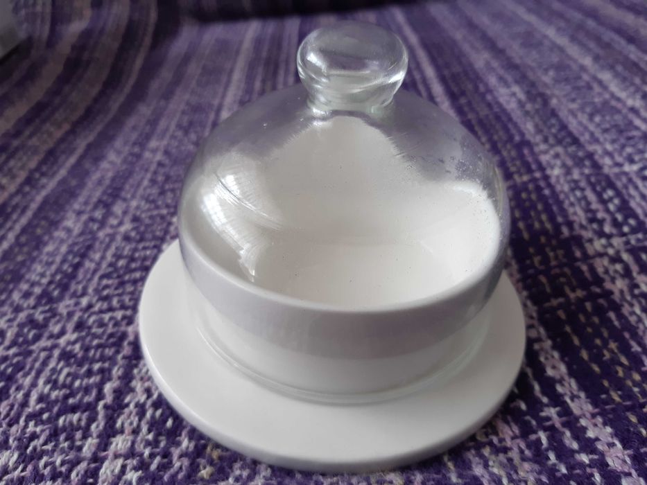 Manteigueira/ Campanula/ Taça para aperitivos ou decoração