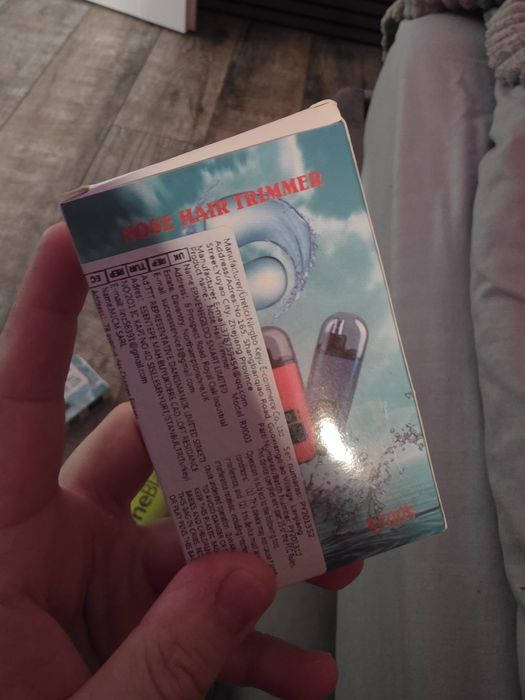 Чоловічий трімер для носа і вух)