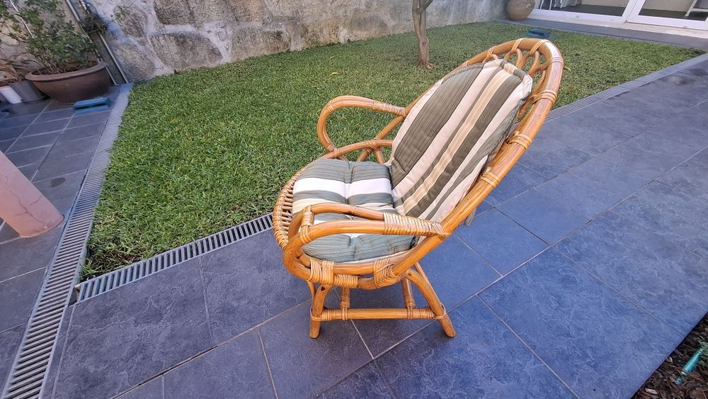 Cadeirão em bambu