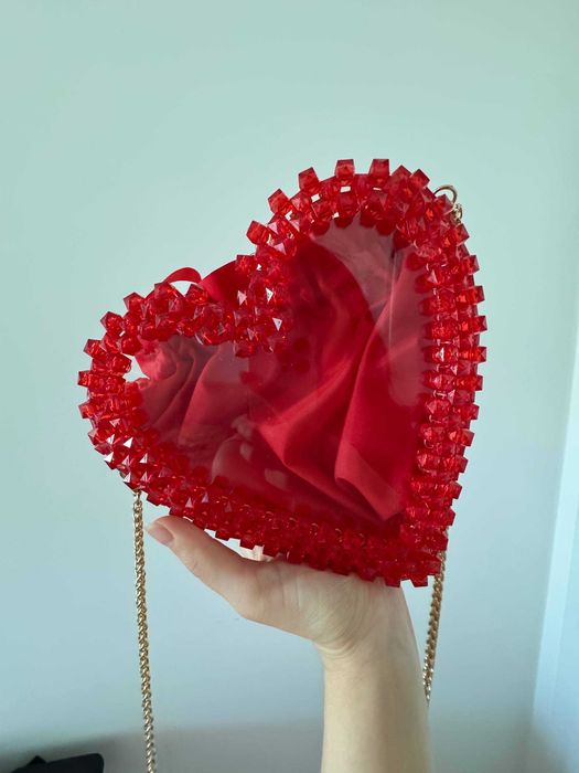 Unikalna torebka z koralików handmade w kształcie serca