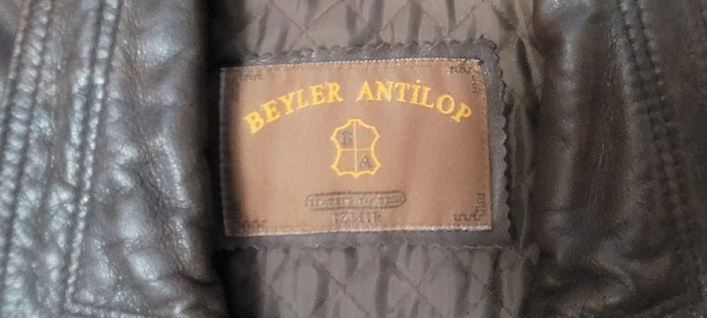 Кожаная куртка  осень-зима