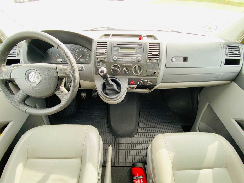 Volkswagen Transporter / Caravelle 2.5 TDI 4Motion 4x4 2008/2009 Blokada Mostu Wojskowy Niski Przebieg
