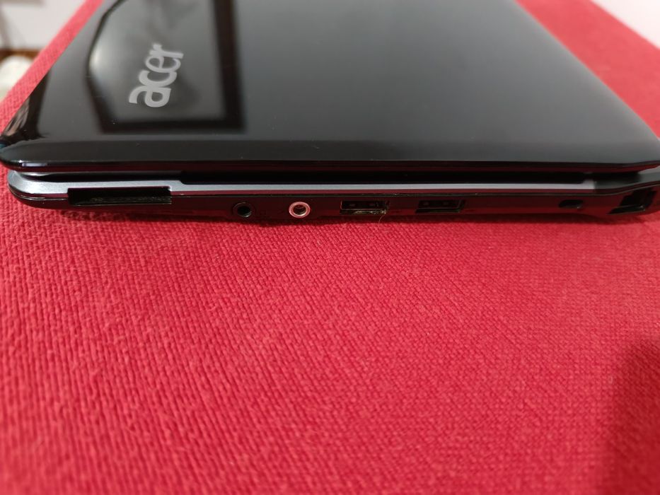 Portátil Acer Aspire 1410