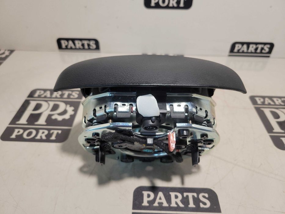 Подушка безпеки в руль руля airbag Jeep Cherokee kl 2018 2019 2020+