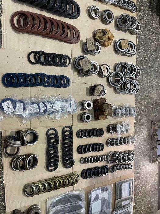 Ступичные подшипники, сальники Зил 130, Зил 131, Газ 66, Газ 53, Уаз