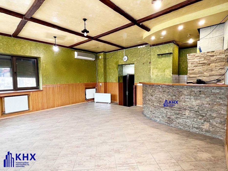 Холодна гора. Оренда окремої фасадної будівлі.