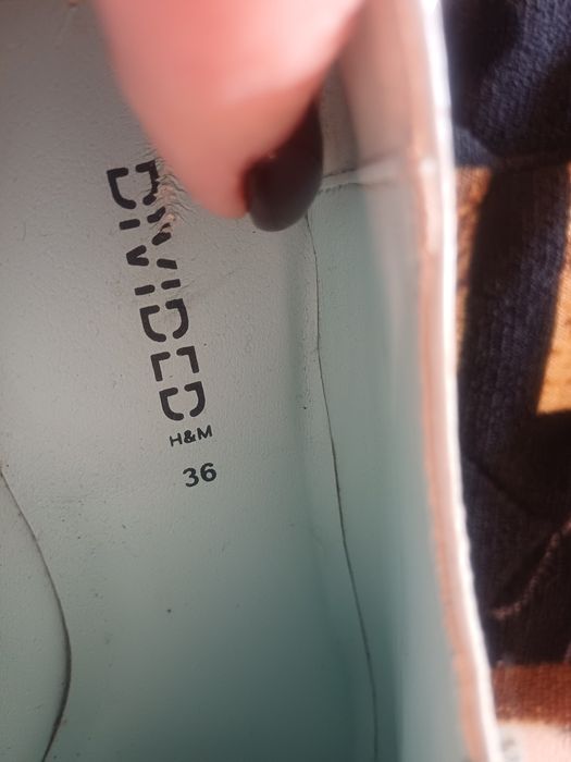 Туфлі  36 натур.лак жіночі