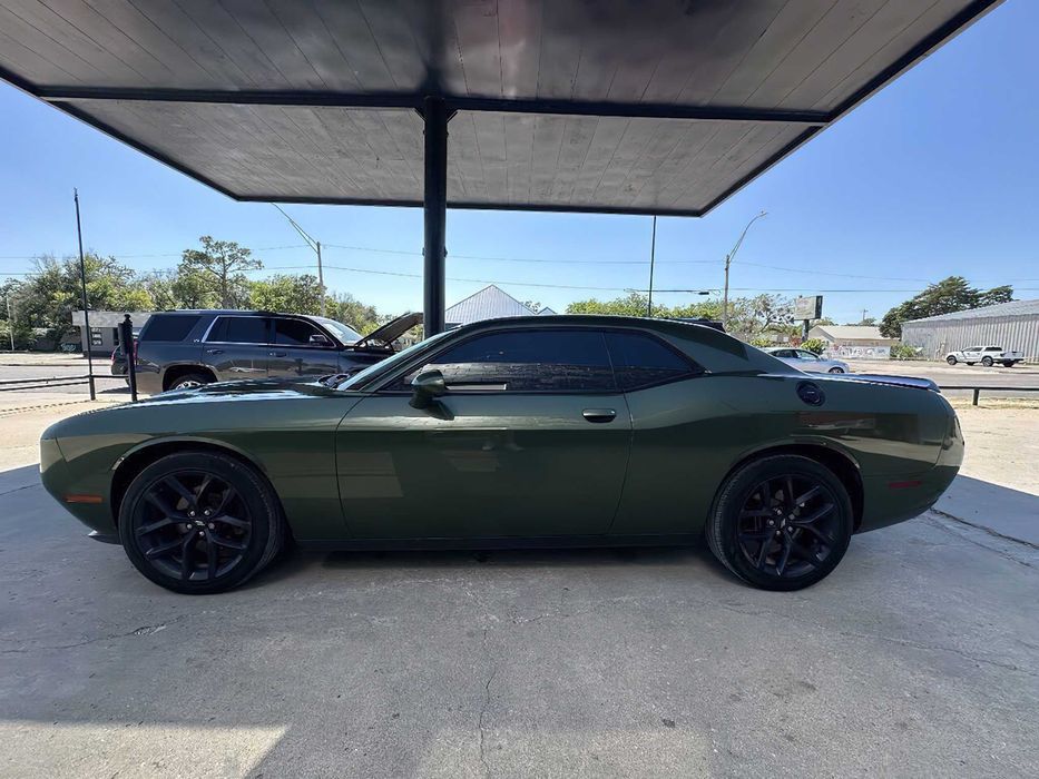Dodge Challenger      2020