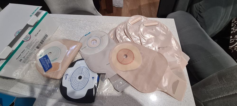 Akcesoria,  worki, stomia,  całość