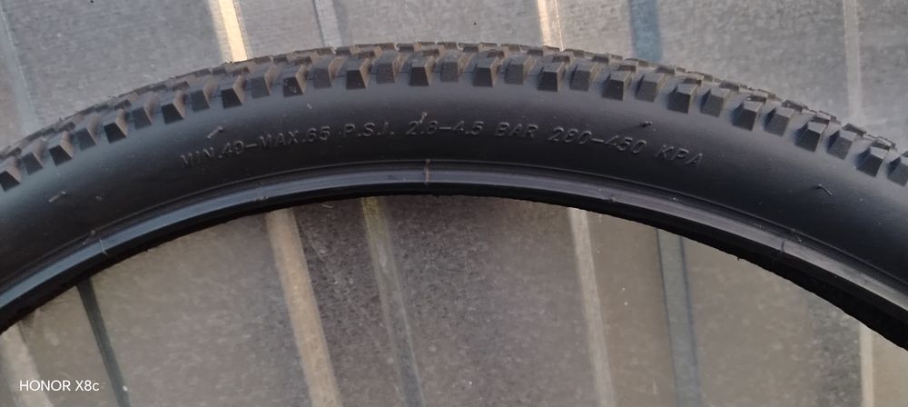Opona rowerowa 26 TRC ANTYPRZEBICIE 26x1.95