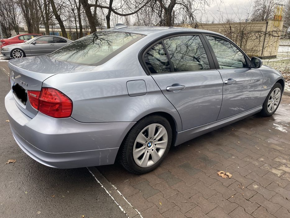Продам BMW 318D E90