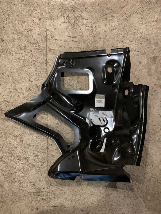 Панель заднего левого фонаря Renault Megan 3 Универсал