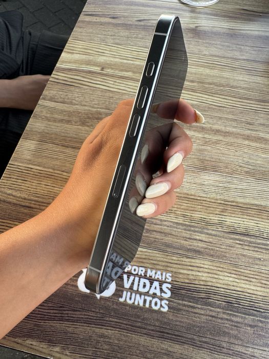 Iphone 16 pro - 256gb (ABERTO DIA 03/08)