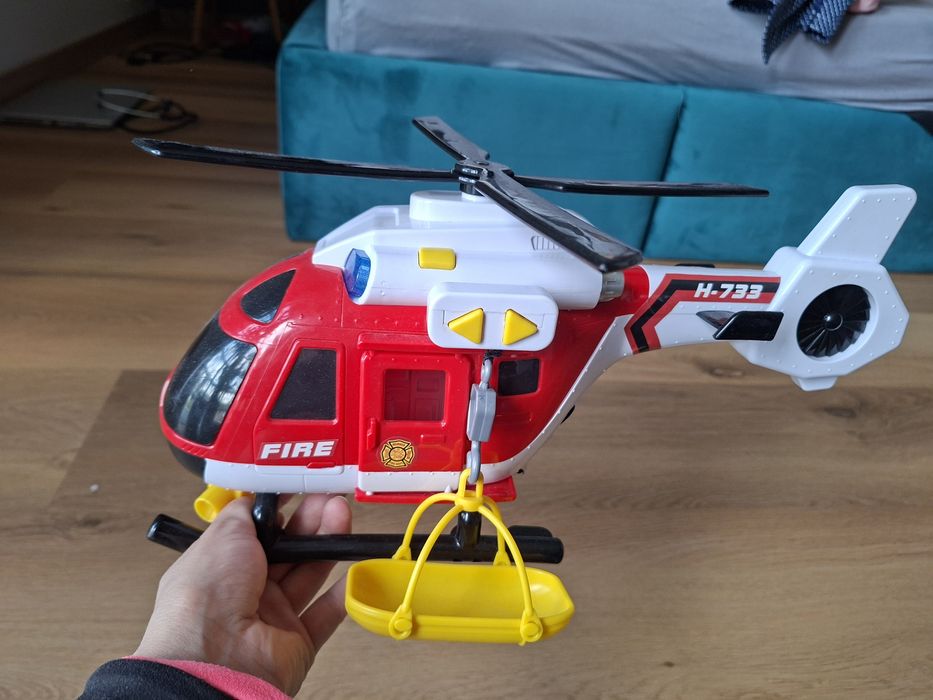 Helikopter z noszami