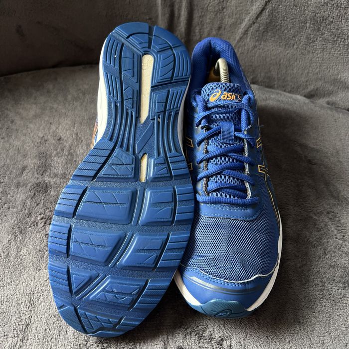 Чоловічі кросівки Asics Gel-silea. P. 44,5.