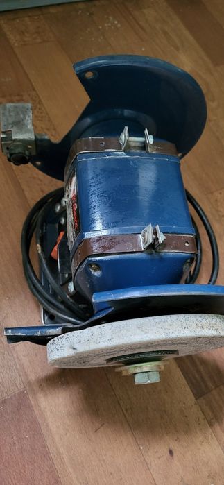 Заточной станок BG-150 SF