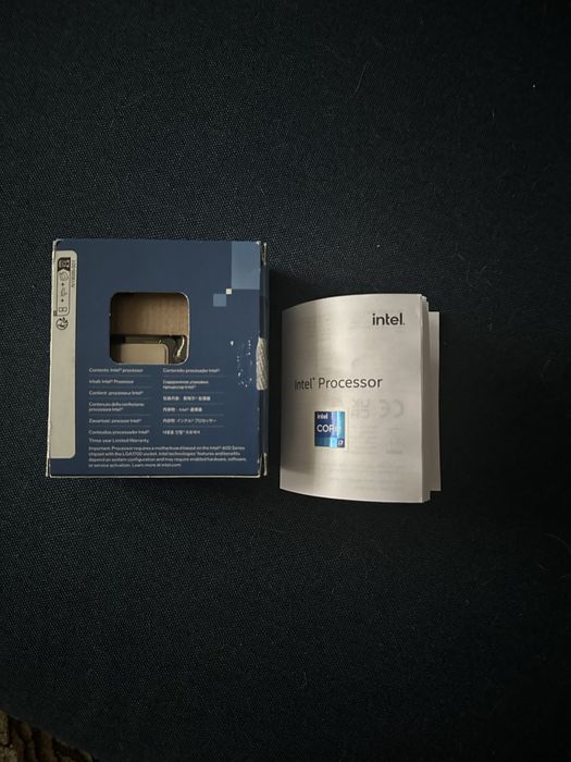 Процесор Intel Core i7-12700KF