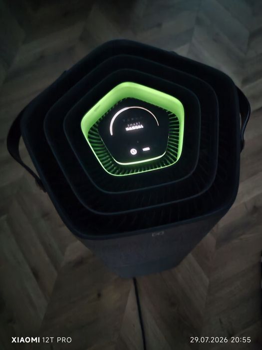 Oczyszczacz powietrza Electrolux Pure A9 jak nowy