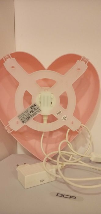 Lampka nocna Serce różowe Ikea