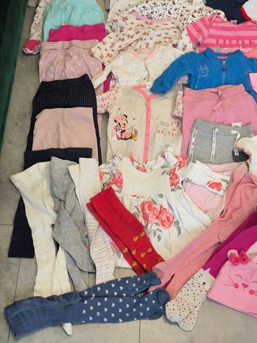 Paczka ubrań dla niemowlaka