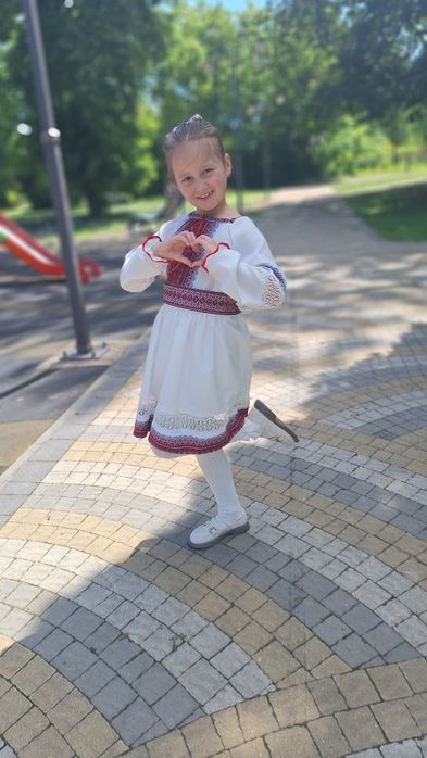 Вишитий  костюмчик, спідничка, вишиванка для дівчаток