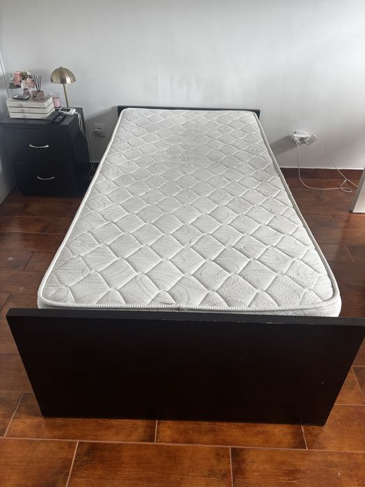 Cama de solteiro