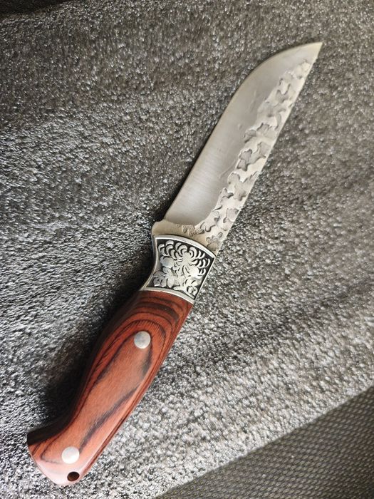 Faca artesanal como nova. Aço inoxidável.