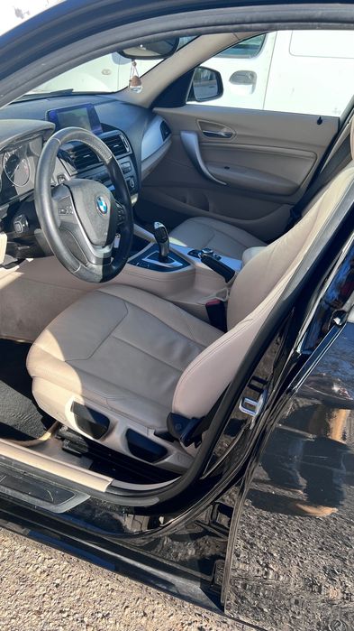 BMW 118i Auto 170cv Turbo de 2013 em muito bom estado geral.