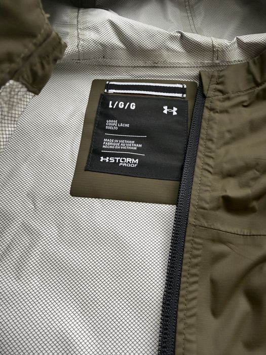 Чоловіча вітровка 2026 року  Under Armour CLOUDSTRIKE COLORBLOCK JKT, розмір L