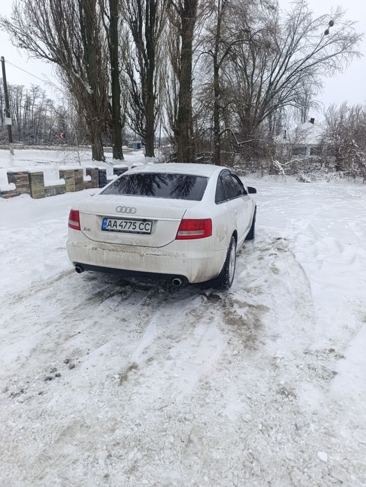 Audi a6c6 Об'єм двигуна: 2.4