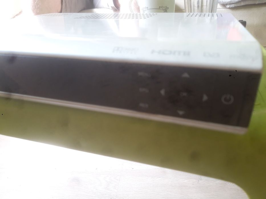 N nbox hdtv ITI 5800S z pilotem. I dyskiem