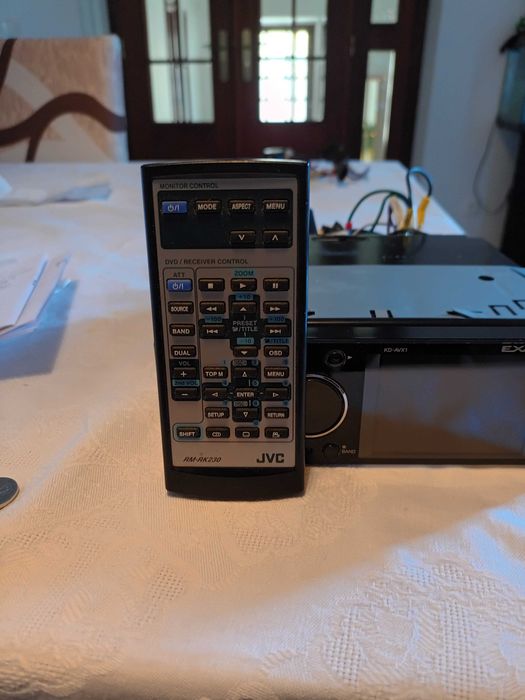 Rádio JVC Exad KD-AVX1