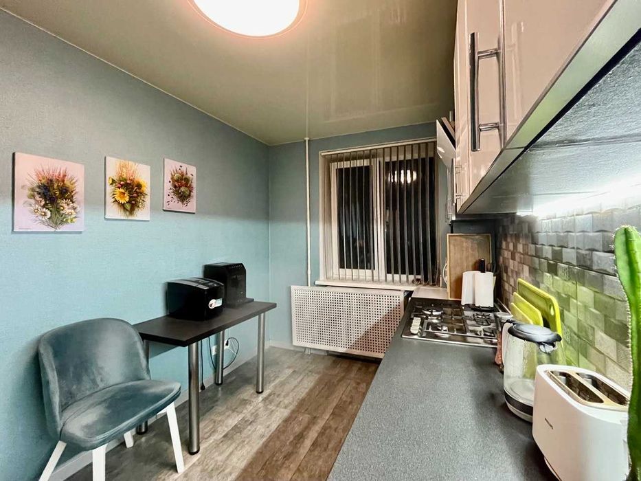 ПРОДАЖ укомплектованої 3-кімнатної квартири в Центрі (Держ.програми)