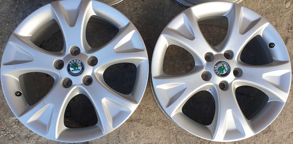 Alufelgi Skoda 17 5x112 7J ET 54 Felgi Octavia Superb Seat VW