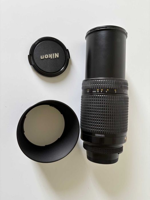 Objetiva Nikon ED AF NIKKOR 70-300 mm / 4-5.6