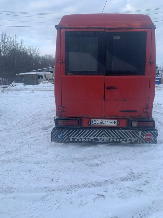 Мерседес рекс 609   На повному ходу мотор після кап ремонту.