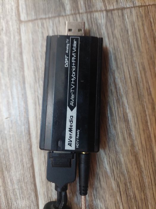 AVerTV Hybrid + FM Volar