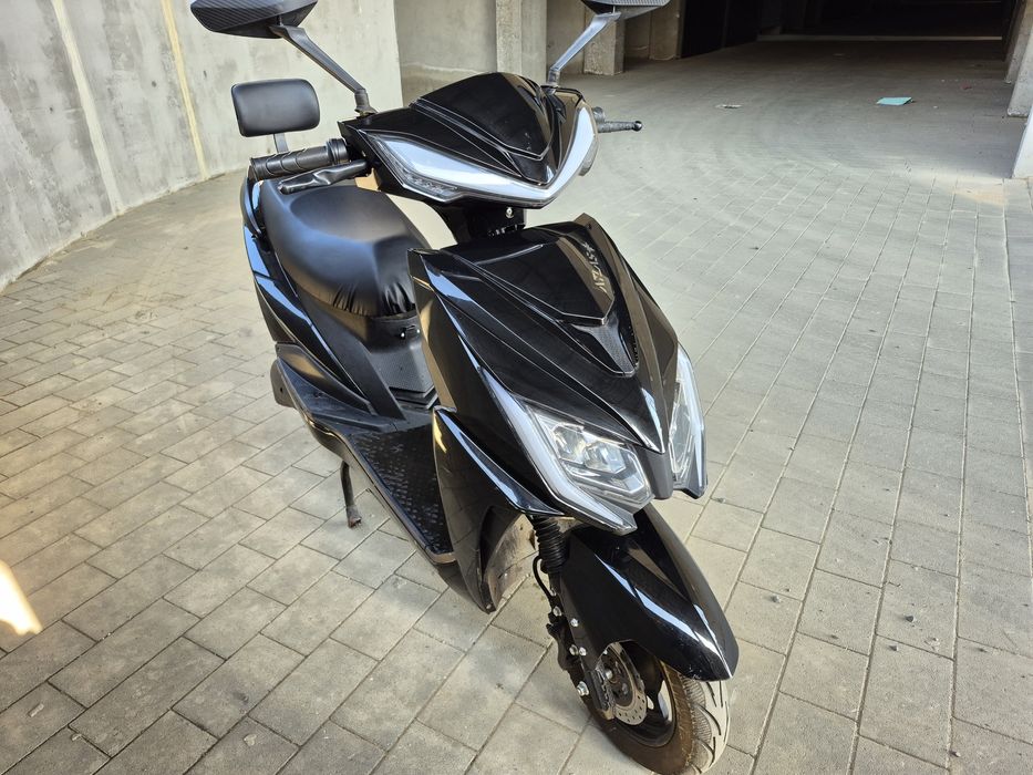 Електроскутер Atlas 72V 20Ah |