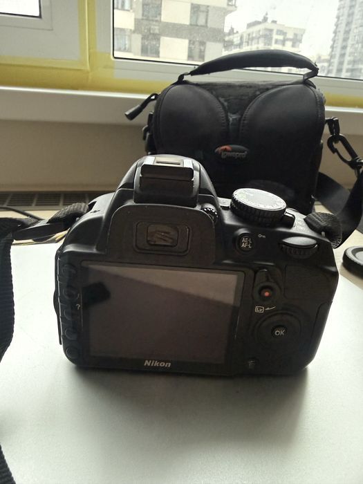 Дзеркальний фотоапарат Nikon D3100 + kit об'єктив 18-55 мм