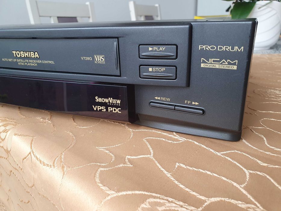 Magnetowid toshiba V-728g wideo vhs