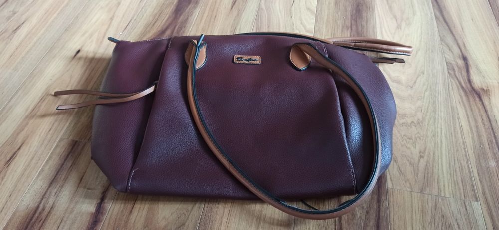 Torebka firmy David Jones